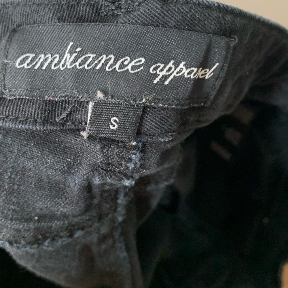 Ambiance Apparel | Black | Jean | Shorts | small - Picture 6 of 6